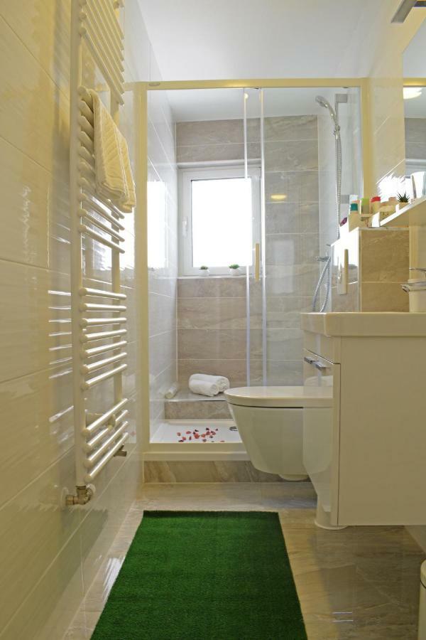 Lunima Apartment Zagreb Bagian luar foto