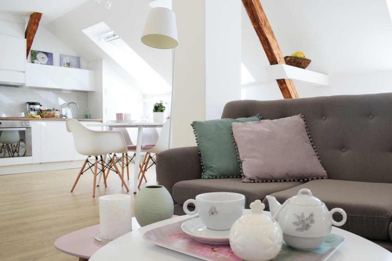 Lunima Apartment Zagreb Bagian luar foto