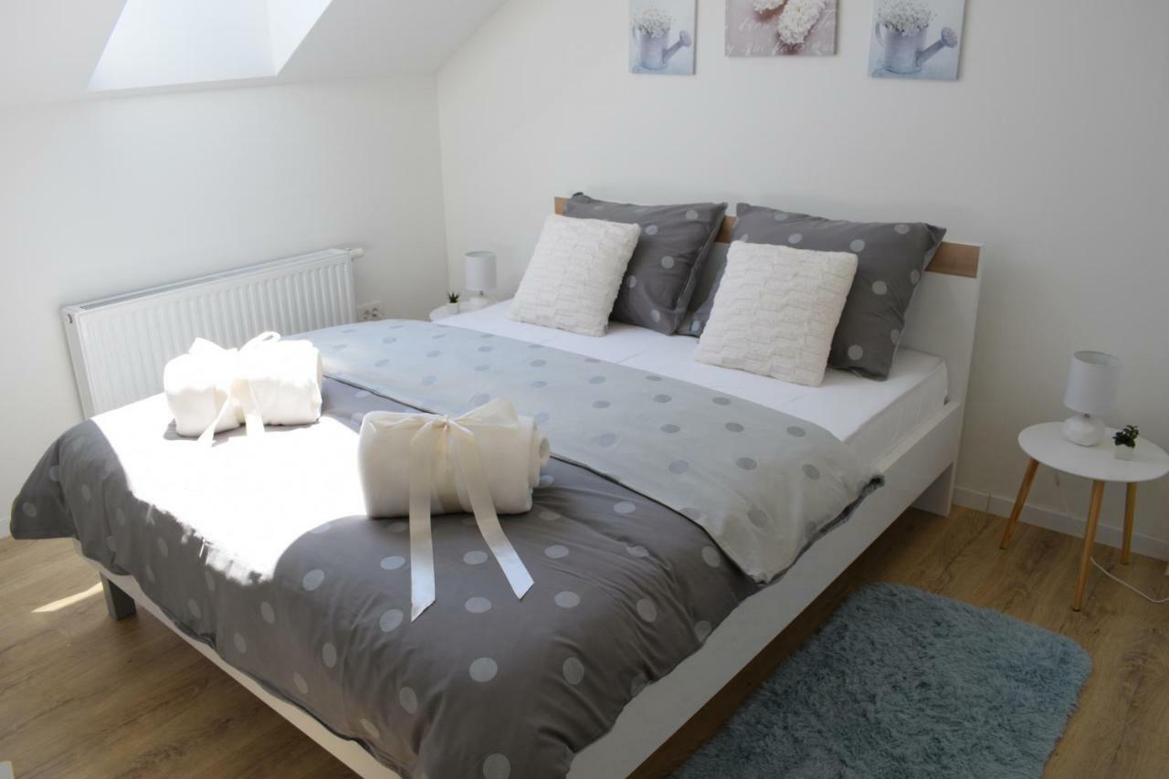 Lunima Apartment Zagreb Bagian luar foto