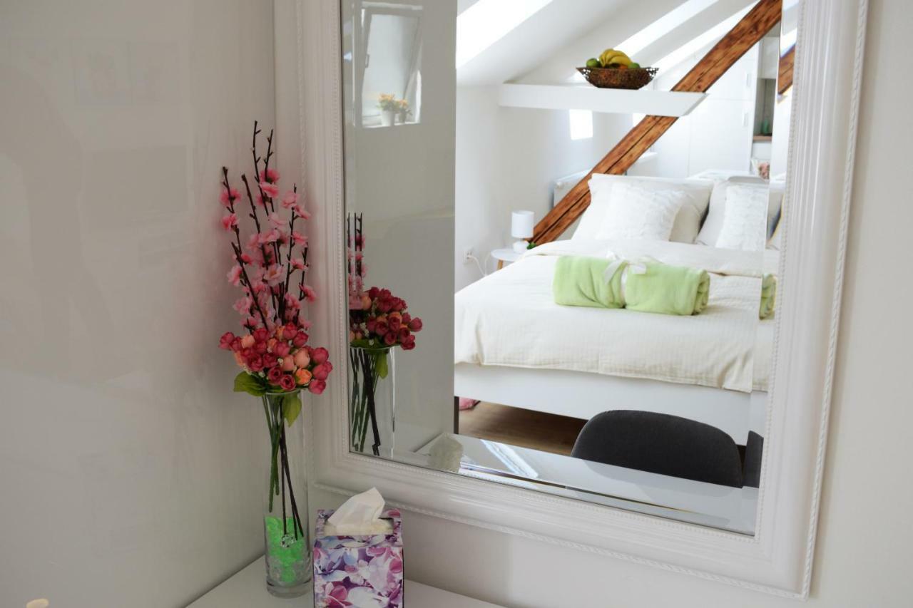 Lunima Apartment Zagreb Bagian luar foto