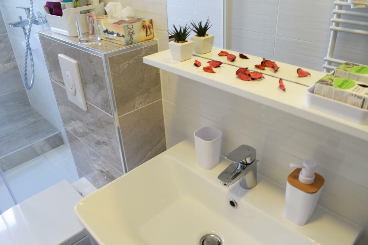 Lunima Apartment Zagreb Bagian luar foto